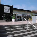 Rich Boutique Hotel