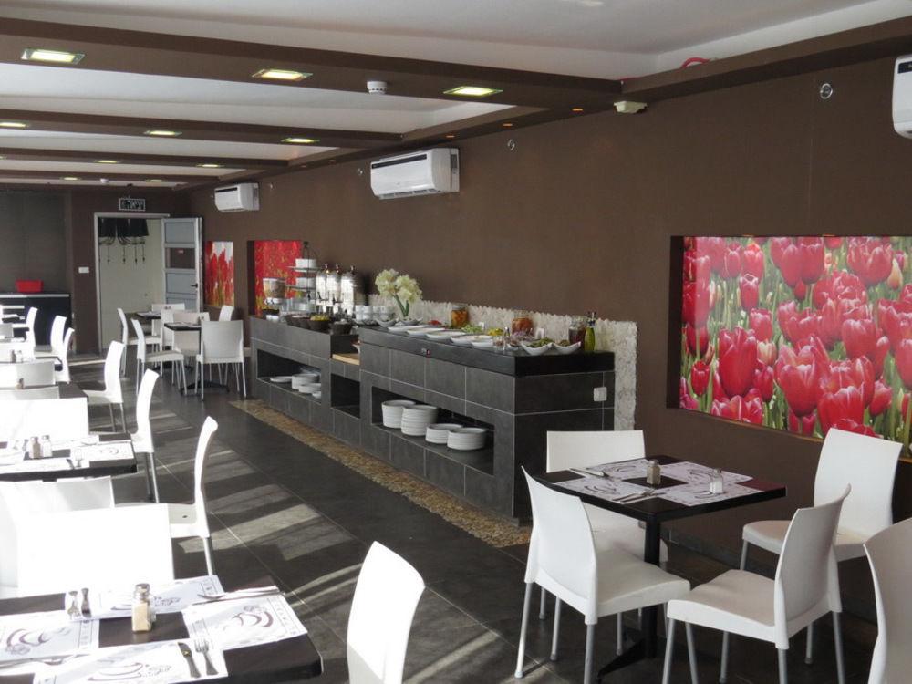Rich Boutique Hotel